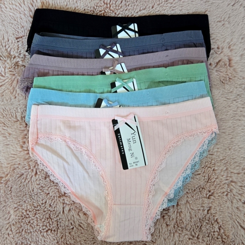 Yun Meng Li 6 pairs of colorblock underwear NWT Size Medium